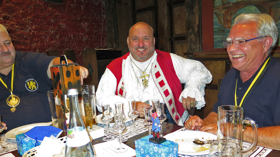 Sprecher der Ehrensenatoren